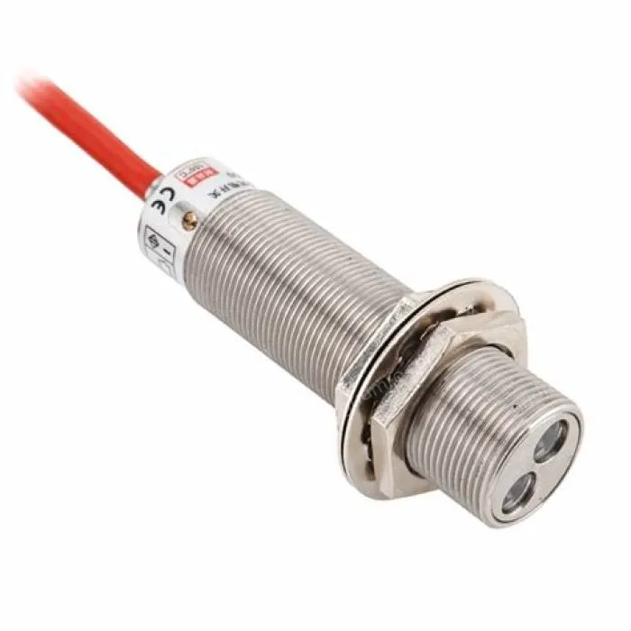PNP NO 24VDC 3-Wires Resistant to 120℃ Diffuse reflection type photoelectric sensor